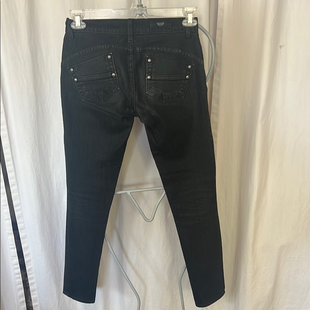 Rock & Republic Black Skinny Jeans - Picture 2 of 9